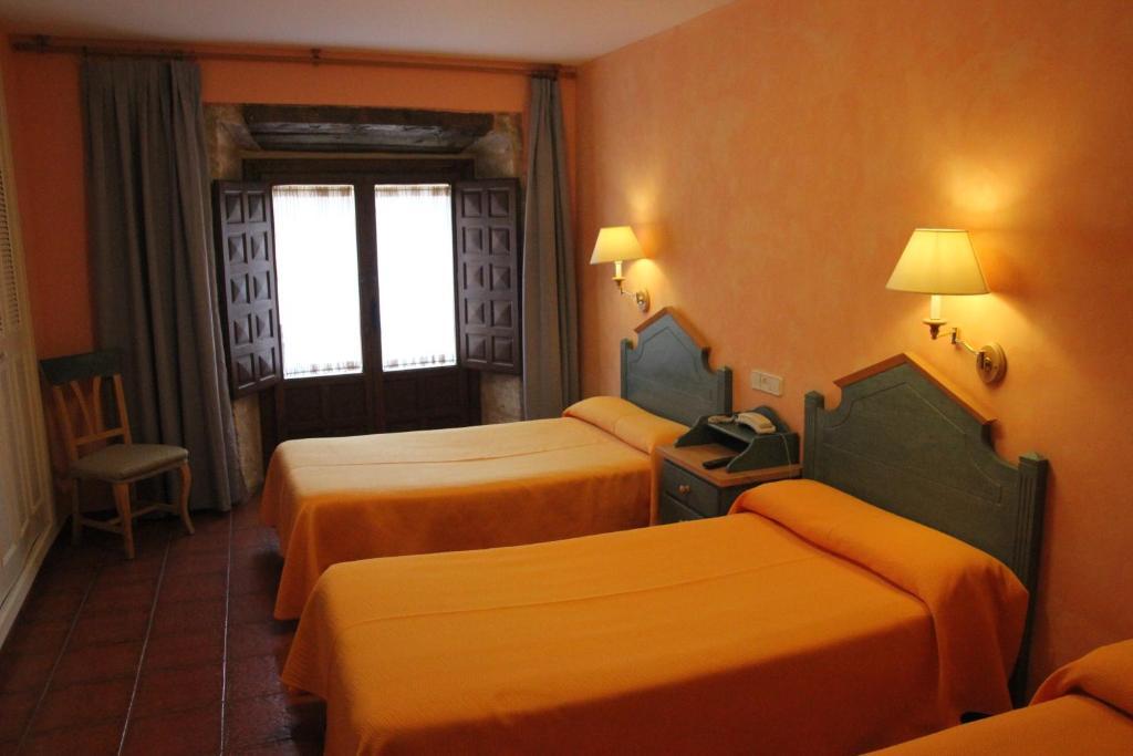 Hotel Fray Tomas Berlanga de Duero Rom bilde